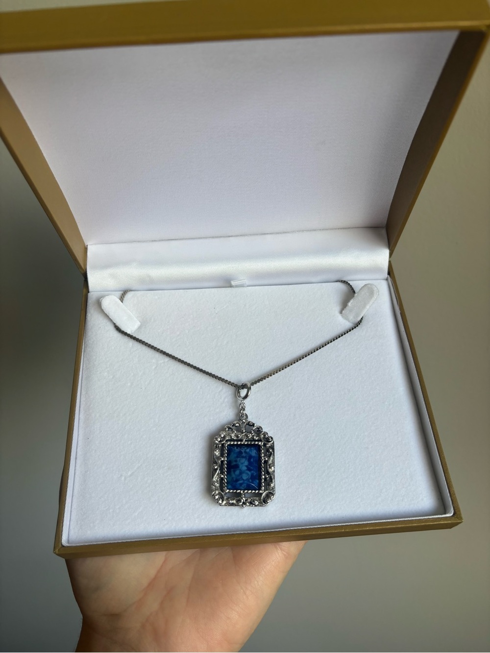 Vintage 1970s “Roman holiday” Sarah Coventry necklace